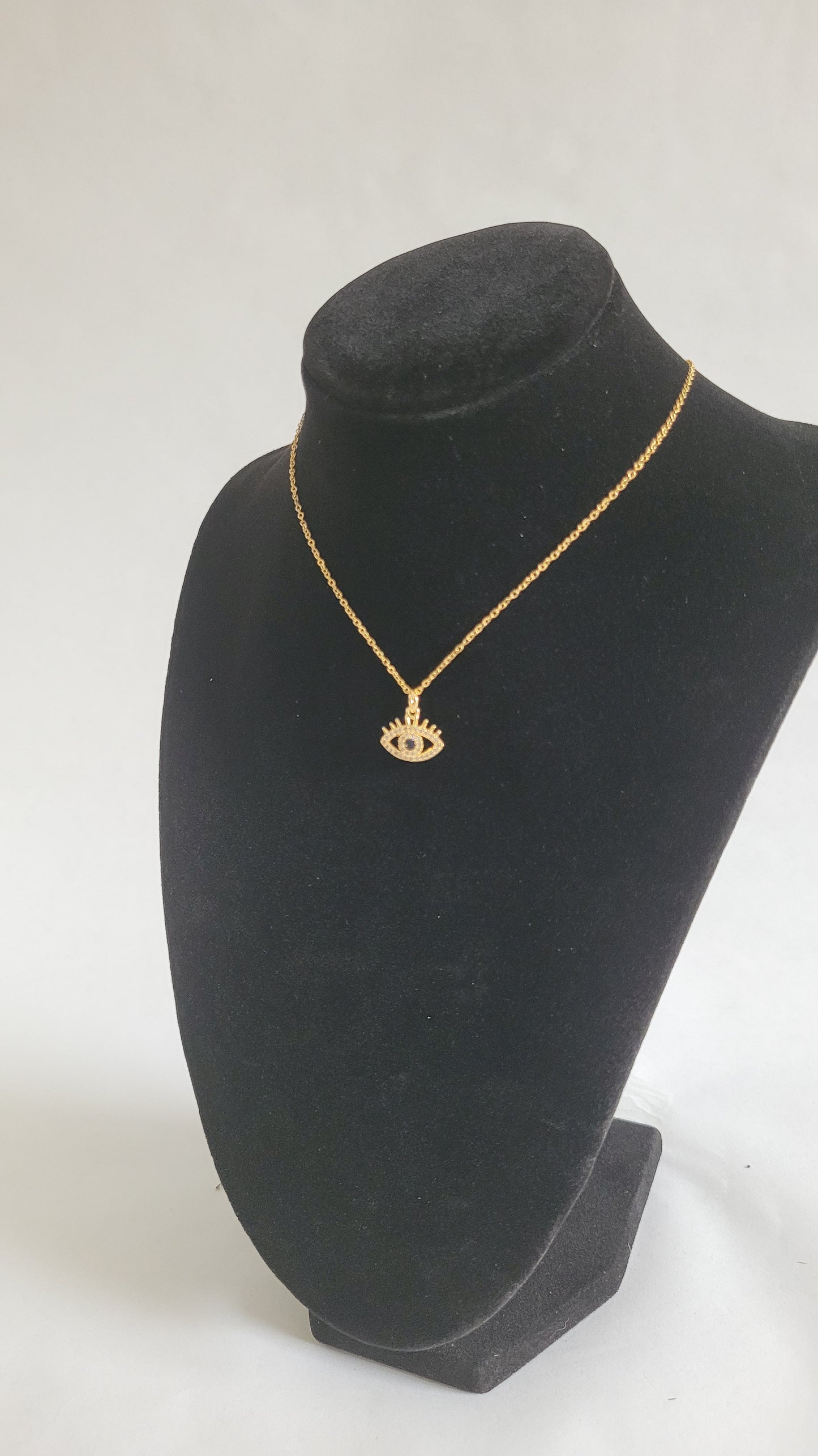 Ojo con Brillos en Dorado